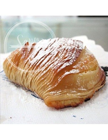 Sfogliatelle napoletane ricce di pasticceria Mosè