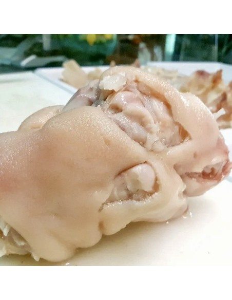 'O per 'e puorch bollito con sale