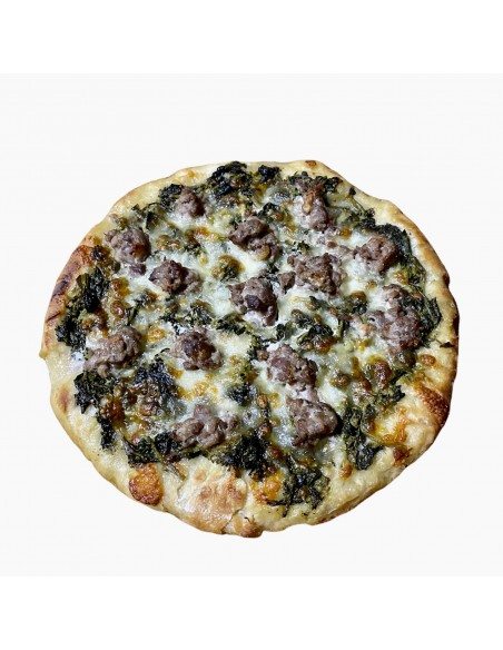 Pizza nel ruoto del Bobb con sasicc e friariell